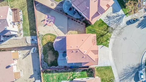 44226 Encanto Way, Lancaster, CA 93536 photo 2