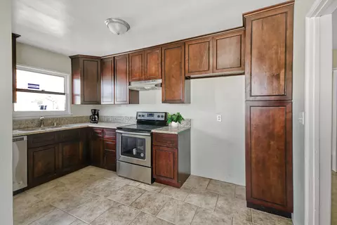 13809 Avenue G-8 E, Lancaster, CA 93535 photo 4