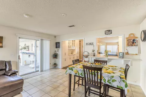 1940 Simsburry St, Palmdale, CA 93550 photo 12