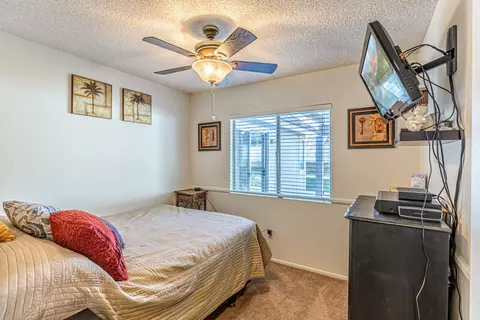 1940 Simsburry St, Palmdale, CA 93550 photo 16