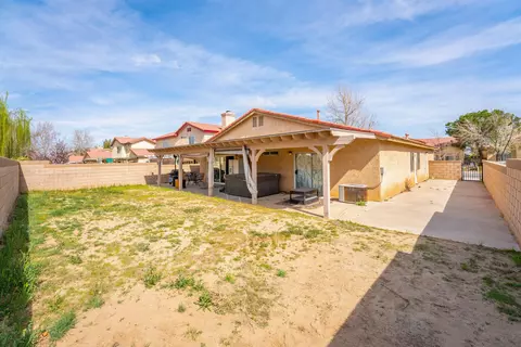 43917 Comstock Ave, Lancaster, CA 93535 photo 22