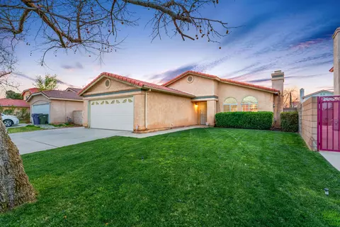 43917 Comstock Ave, Lancaster, CA 93535 photo 3