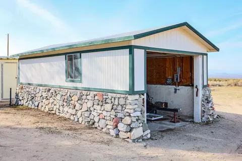 21265 Fort Tejon Rd, Llano, CA 93544 photo 38