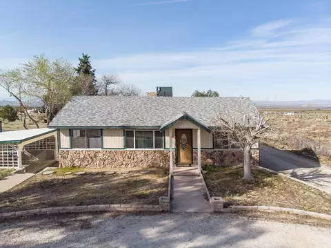 21265 Fort Tejon Rd, Llano, CA 93544 photo 1