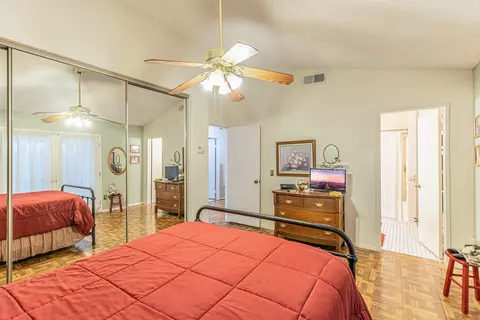 726 Trixis Ave, Lancaster, CA 93534 photo 15