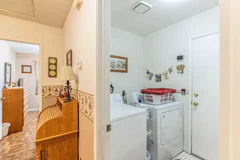 726 Trixis Ave, Lancaster, CA 93534 photo 11