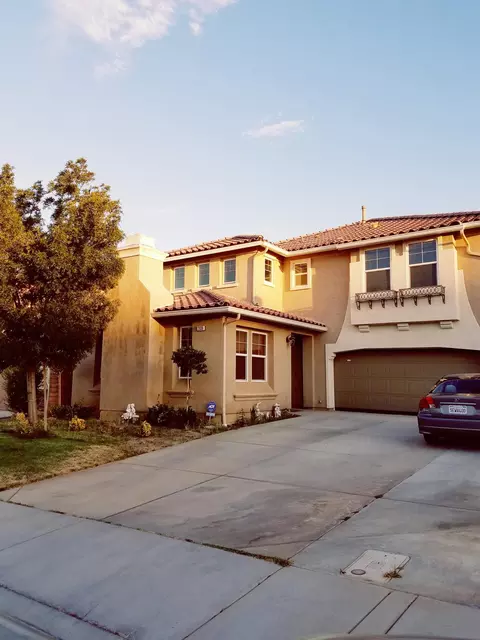 2830 Similax Ct, Palmdale, CA 93551 photo 1