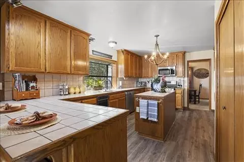 27800 Sonora Ct, Tehachapi, CA 93561 photo 10