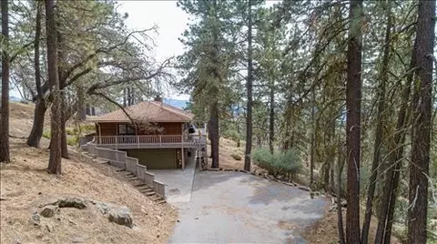 27800 Sonora Ct, Tehachapi, CA 93561 photo 2