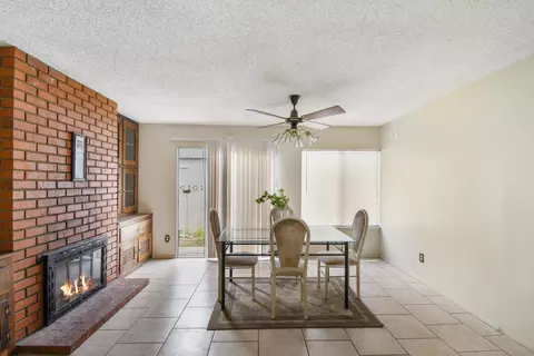 44756 E 12th St, Lancaster, CA 93535 photo 4
