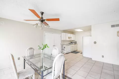 44756 E 12th St, Lancaster, CA 93535 photo 5