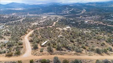 25501 Stable St, Tehachapi, CA 93561 photo 6