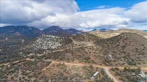 25501 Stable St, Tehachapi, CA 93561 photo 1
