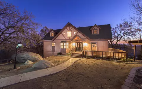 25301 Deertrail Dr, Tehachapi, CA 93561 photo 1