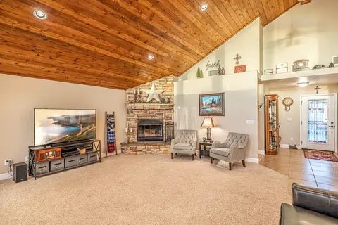 23701 El Rancho Dr, Tehachapi, CA 93561 photo 7