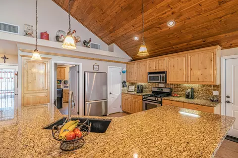 23701 El Rancho Dr, Tehachapi, CA 93561 photo 13