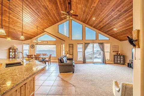 23701 El Rancho Dr, Tehachapi, CA 93561 photo 9