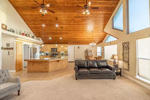 23701 El Rancho Dr, Tehachapi, CA 93561 photo 8