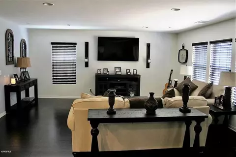 2824 Hemlock Rd, Palmdale, CA 93551 photo 3