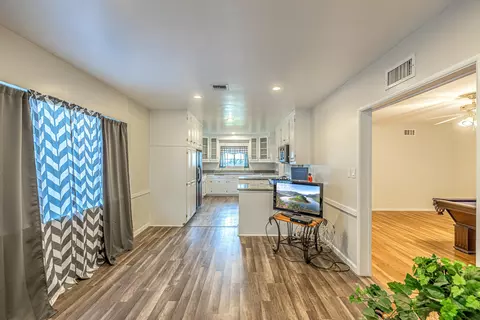 10504 Pinyon Ave, Tujunga, CA 91042 photo 11