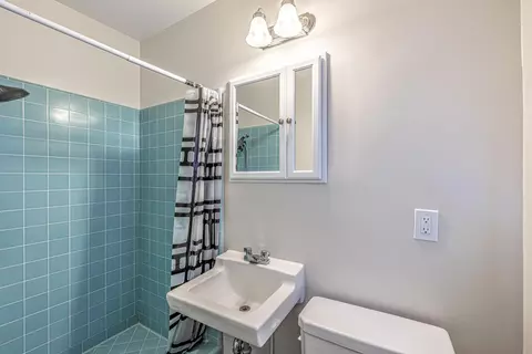 10504 Pinyon Ave, Tujunga, CA 91042 photo 17