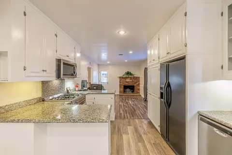 10504 Pinyon Ave, Tujunga, CA 91042 photo 10