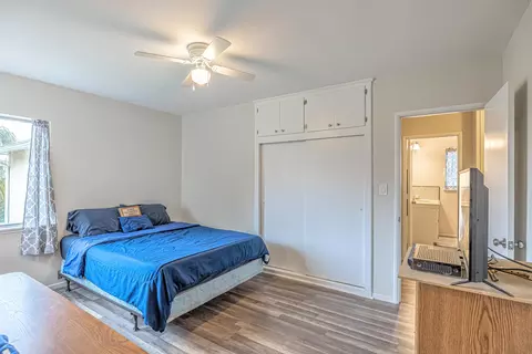 10504 Pinyon Ave, Tujunga, CA 91042 photo 16