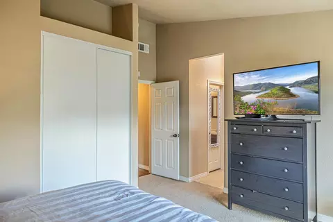 2647 E Kettering St, Lancaster, CA 93535 photo 13