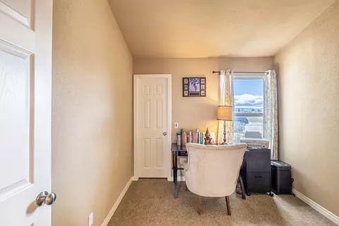 2647 E Kettering St, Lancaster, CA 93535 photo 17