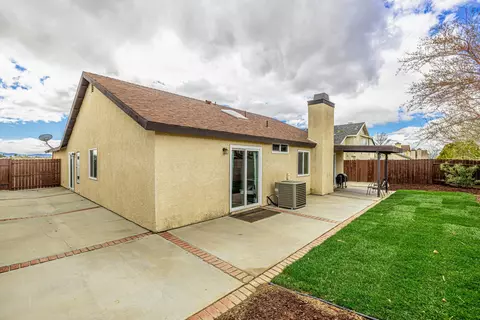 2647 E Kettering St, Lancaster, CA 93535 photo 20