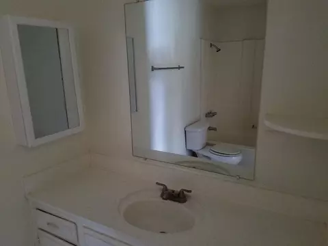 44123 Raysack Ave, Lancaster, CA 93535 photo 9