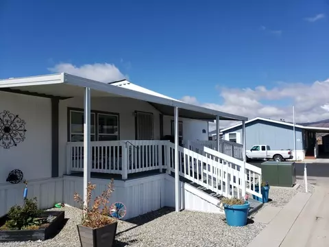 600 Dennison Rd #SPC 100, Tehachapi, CA 93561 photo 3