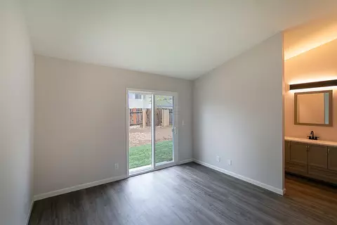 811 Jason Ct, Lancaster, CA 93534 photo 11