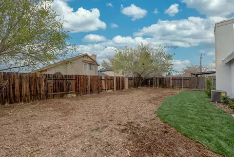 811 Jason Ct, Lancaster, CA 93534 photo 23