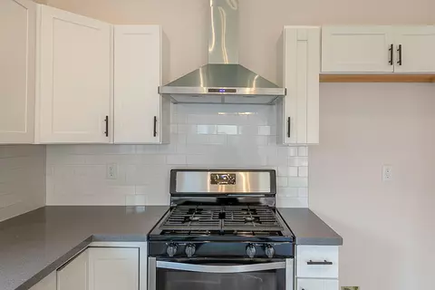 811 Jason Ct, Lancaster, CA 93534 photo 9