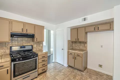 43310 Denmore Ave, Lancaster, CA 93535 photo 10