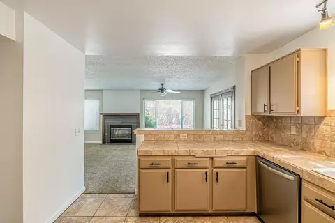 43310 Denmore Ave, Lancaster, CA 93535 photo 11