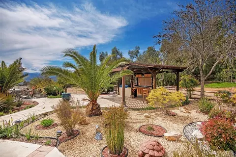 3644 Canter Ln, Acton, CA 93510 photo 21