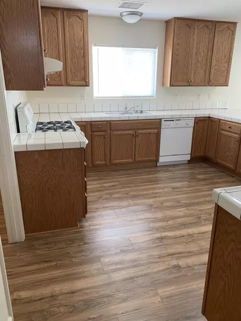39045 162nd St E, Palmdale, CA 93591 photo 6