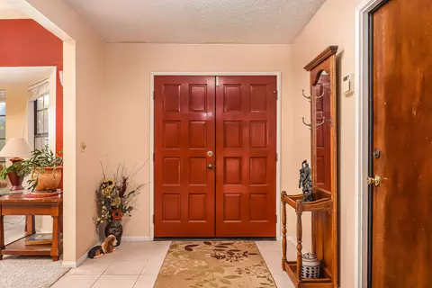 1246 Chagal Ave, Lancaster, CA 93535 photo 2