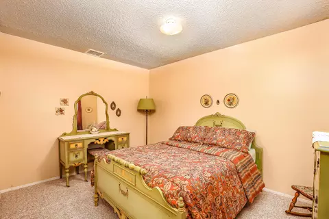 1246 Chagal Ave, Lancaster, CA 93535 photo 22
