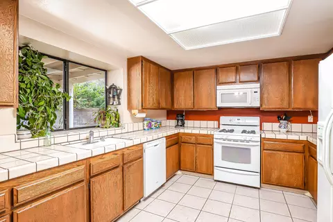 1246 Chagal Ave, Lancaster, CA 93535 photo 9