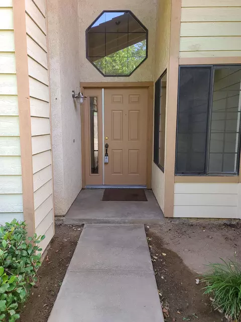 1610 E Norberry St, Lancaster, CA 93535 photo 4