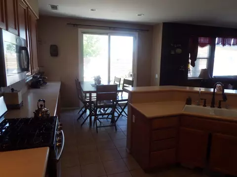 38156 Aidea St, Palmdale, CA 93552 photo 10