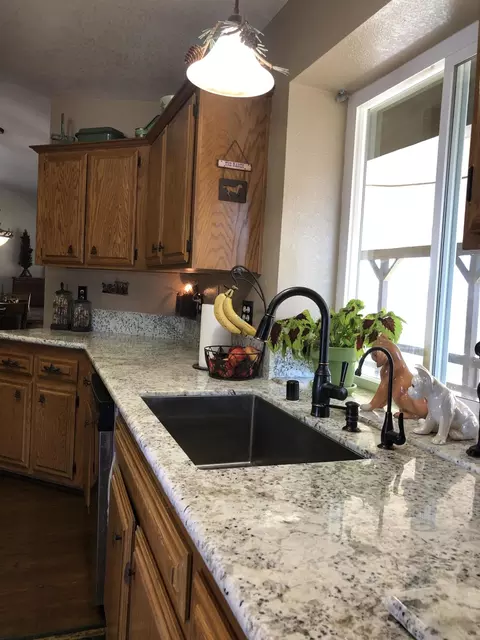 18259 Alps St, Tehachapi, CA 93561 photo 14