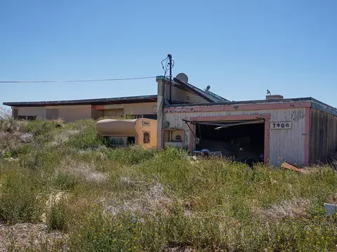 7900 Cinnabar Rd, Cantil, CA 93519 photo 1