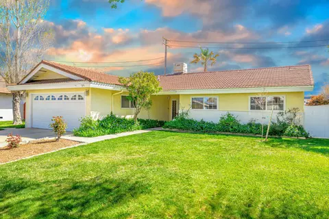 526 W J-11, Lancaster, CA 93534 photo 2