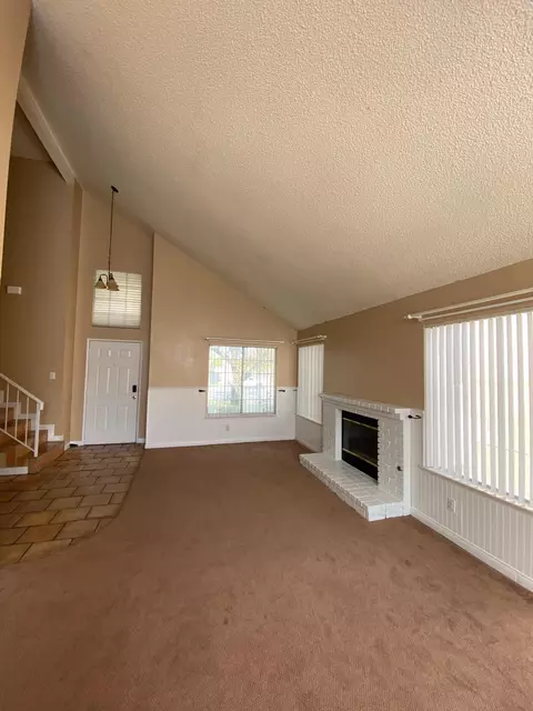 44146 Berkeley Ct, Lancaster, CA 93536 photo 10