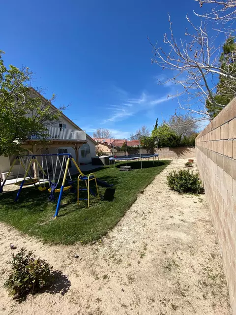 44146 Berkeley Ct, Lancaster, CA 93536 photo 20