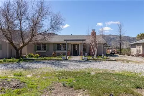 29448 Fawn Way, Tehachapi, CA 93561 photo 1